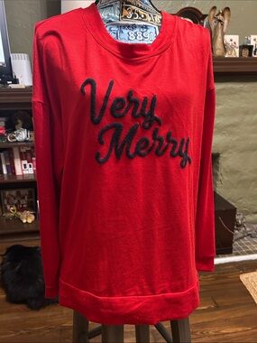 Secret Treasures Red 'Very Merry' Cozy Holiday pj top